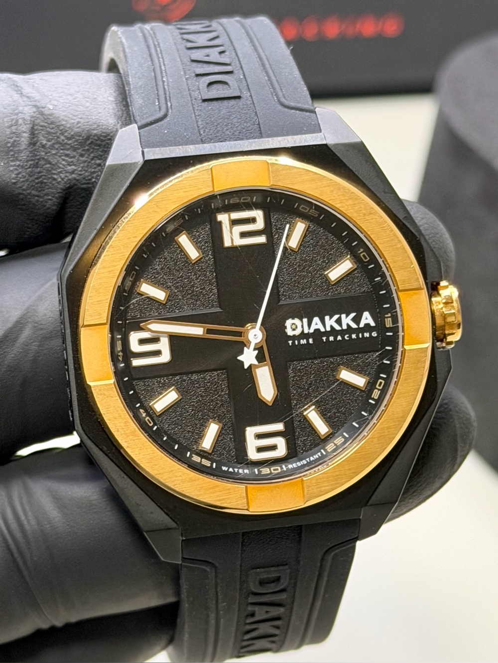 Diakka The Vice III D1639-SB-GB Two-Tone Stainless Steel 40mm Men’s Watch